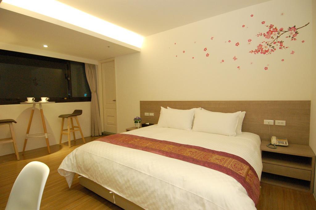 Season 5 Inn Luodong Bilik gambar