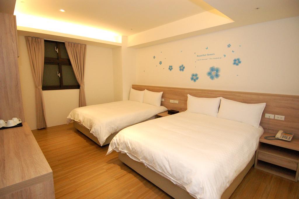 Season 5 Inn Luodong Bilik gambar